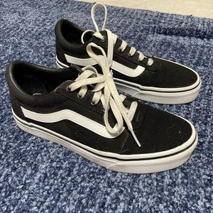 Vans Size 7, barely worn!